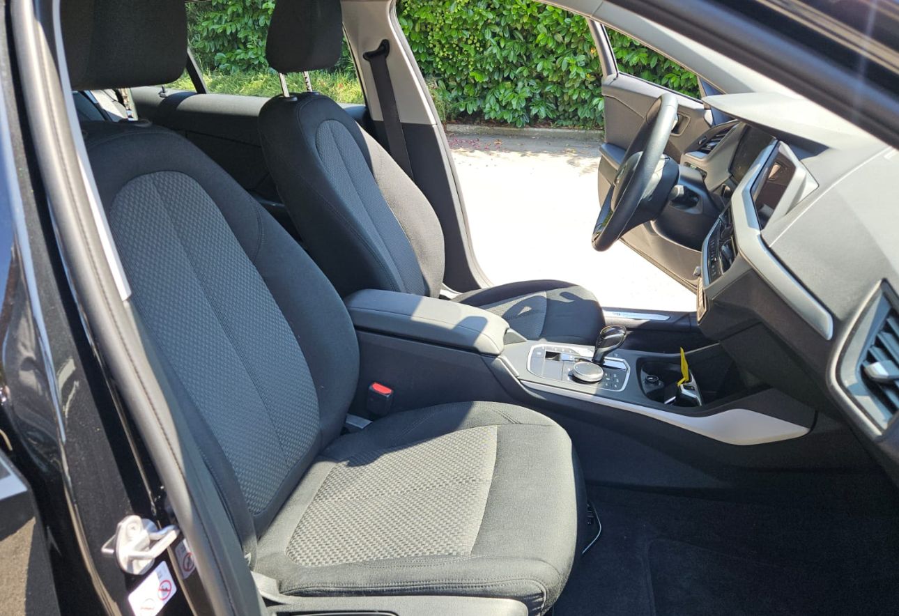 BMW 116d Advanced Business 1500 cc