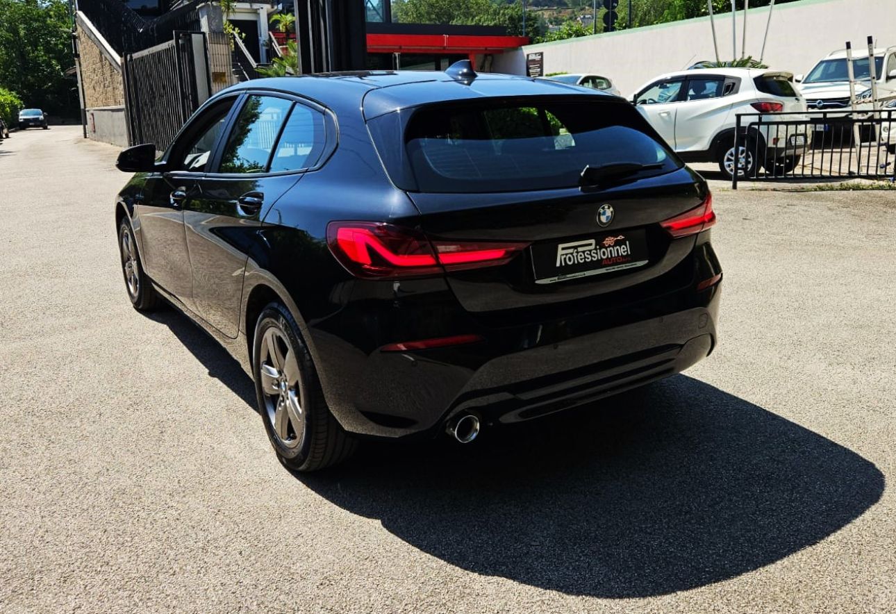 BMW 116d Advanced Business 1500 cc