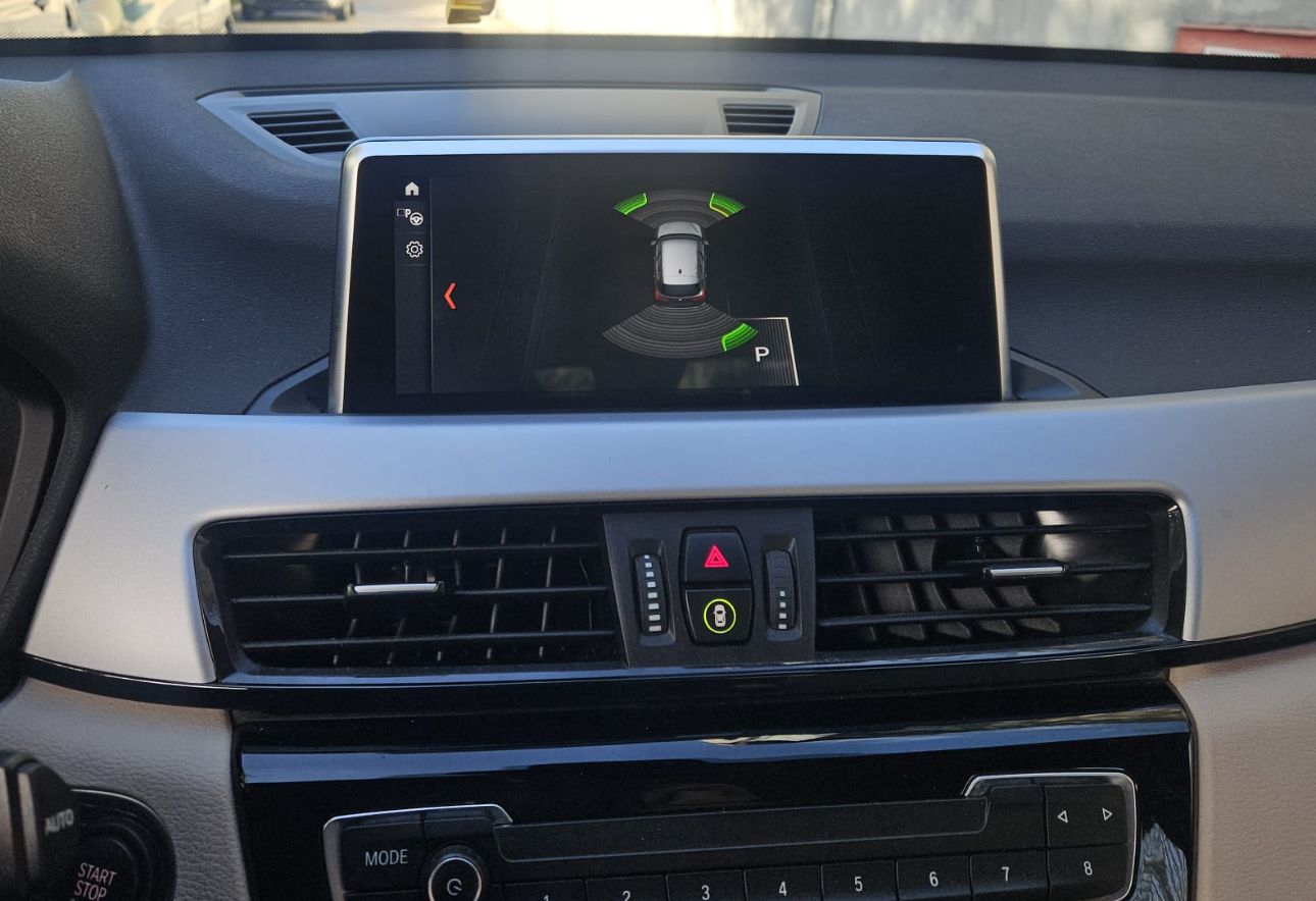 BMW X1 116d S DRIVE Business Advantage 1500 cc