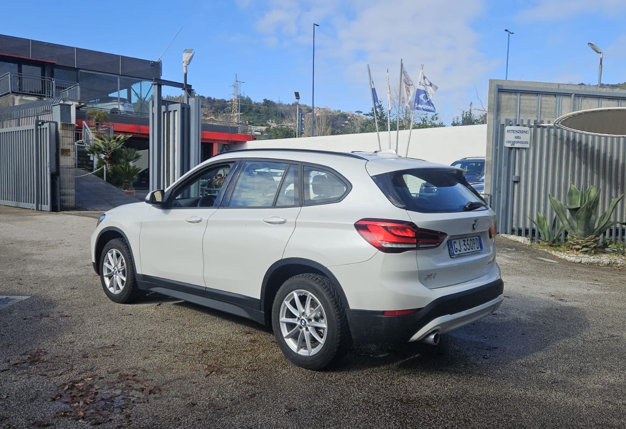 BMW X1 116d S DRIVE Business Advantage 1500 cc