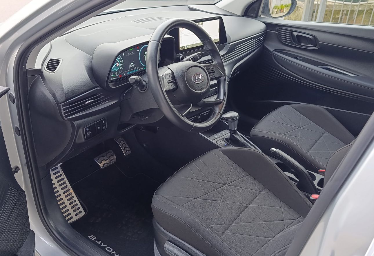 Hyundai BAYON HYBRID 1000 cc