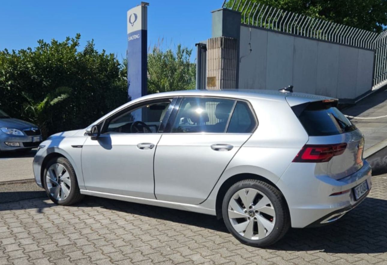 Volkswagen GOLF etsi 1.5 Hybrid Style 1500 cc