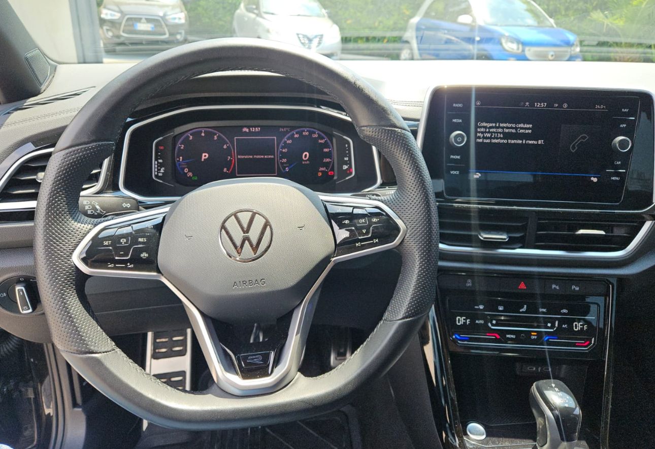 Volkswagen T-Roc R-Line 1500 cc