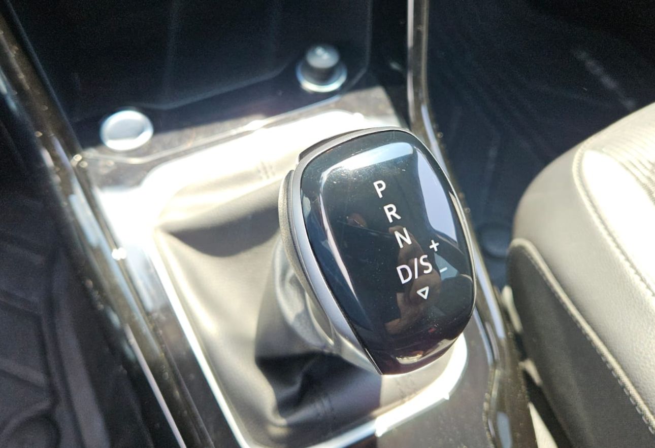 Volkswagen T-Roc R-Line 1500 cc