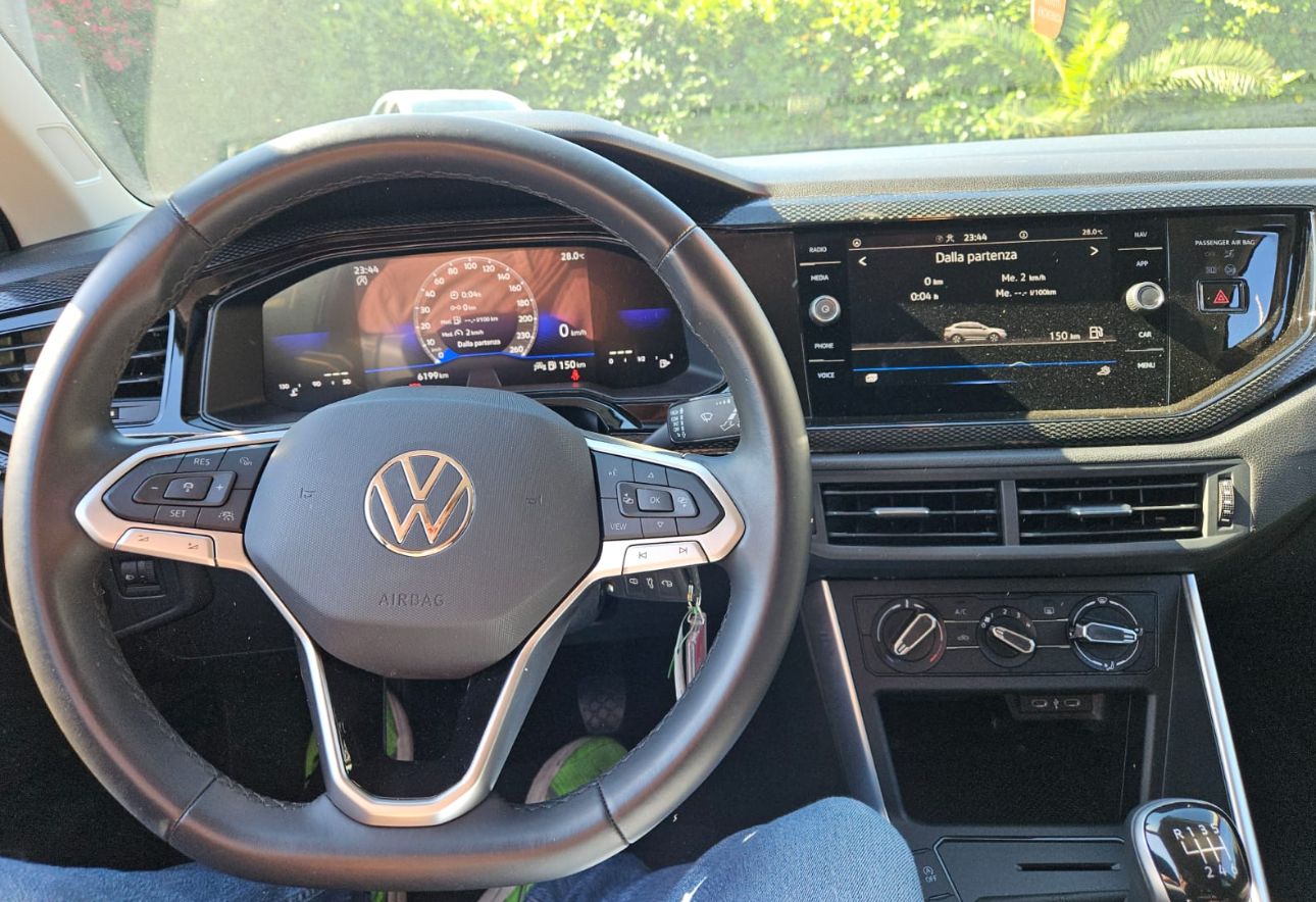 Volkswagen Taigo Life 1000 cc