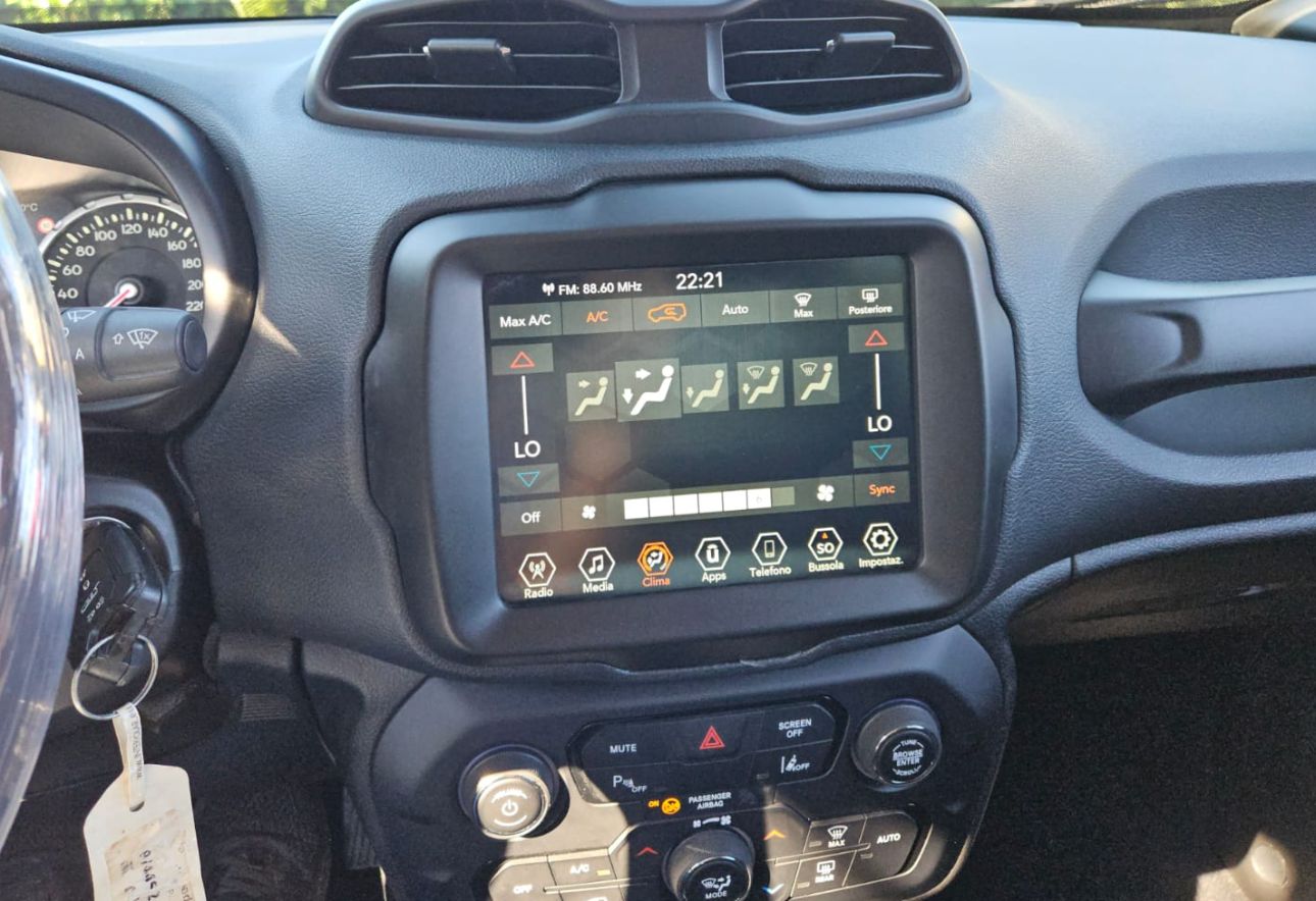 Jeep RENEGADE LIMITED 1000 cc