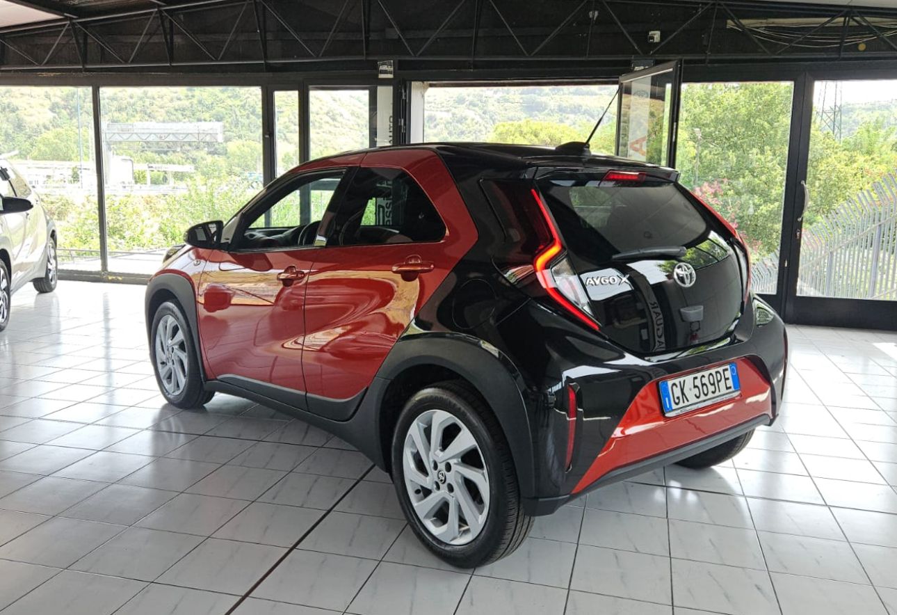 Toyota AYGO X - AIR trend 1000 cc