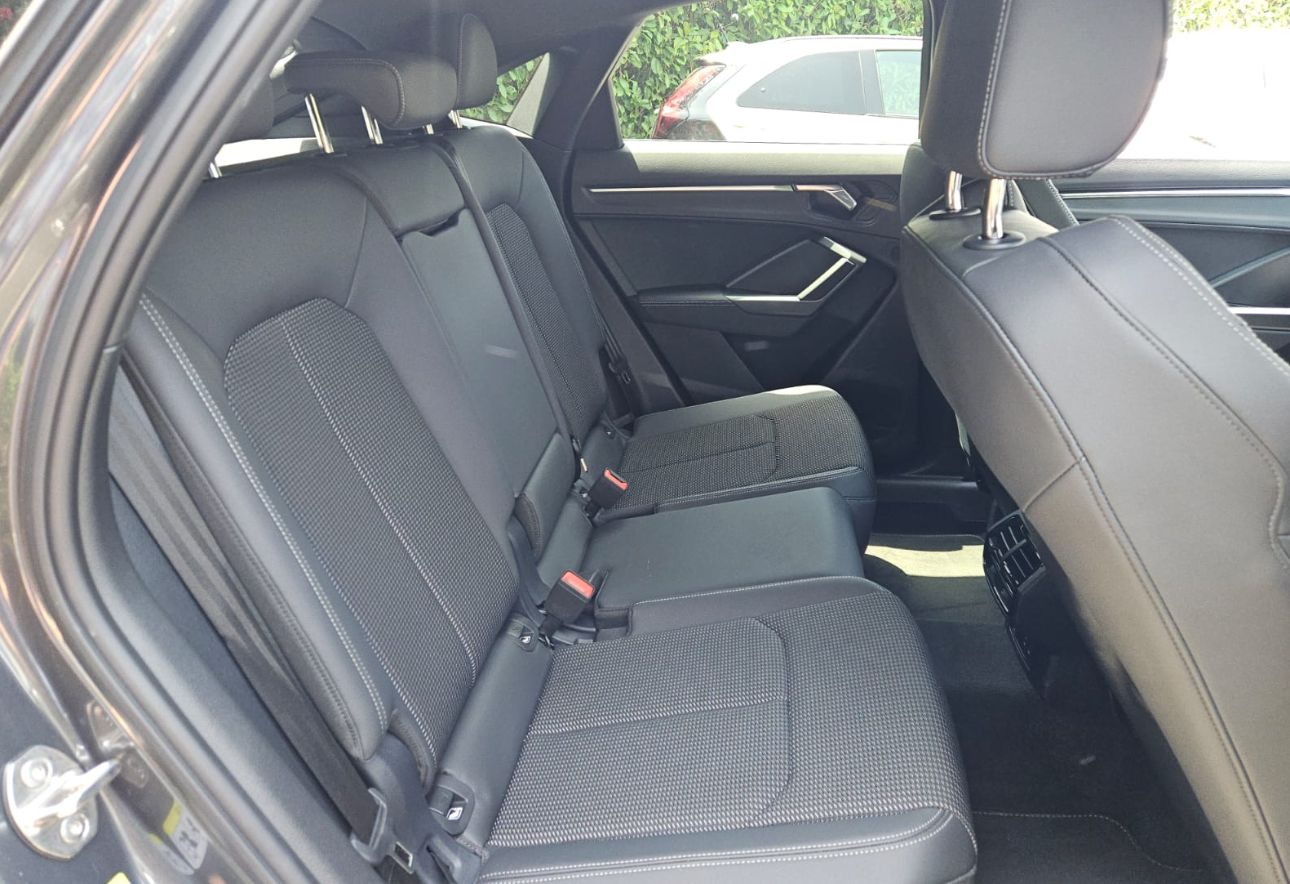 Audi Q3 SPB 35TDI S LINE S-tronic Black Identity 2000 cc