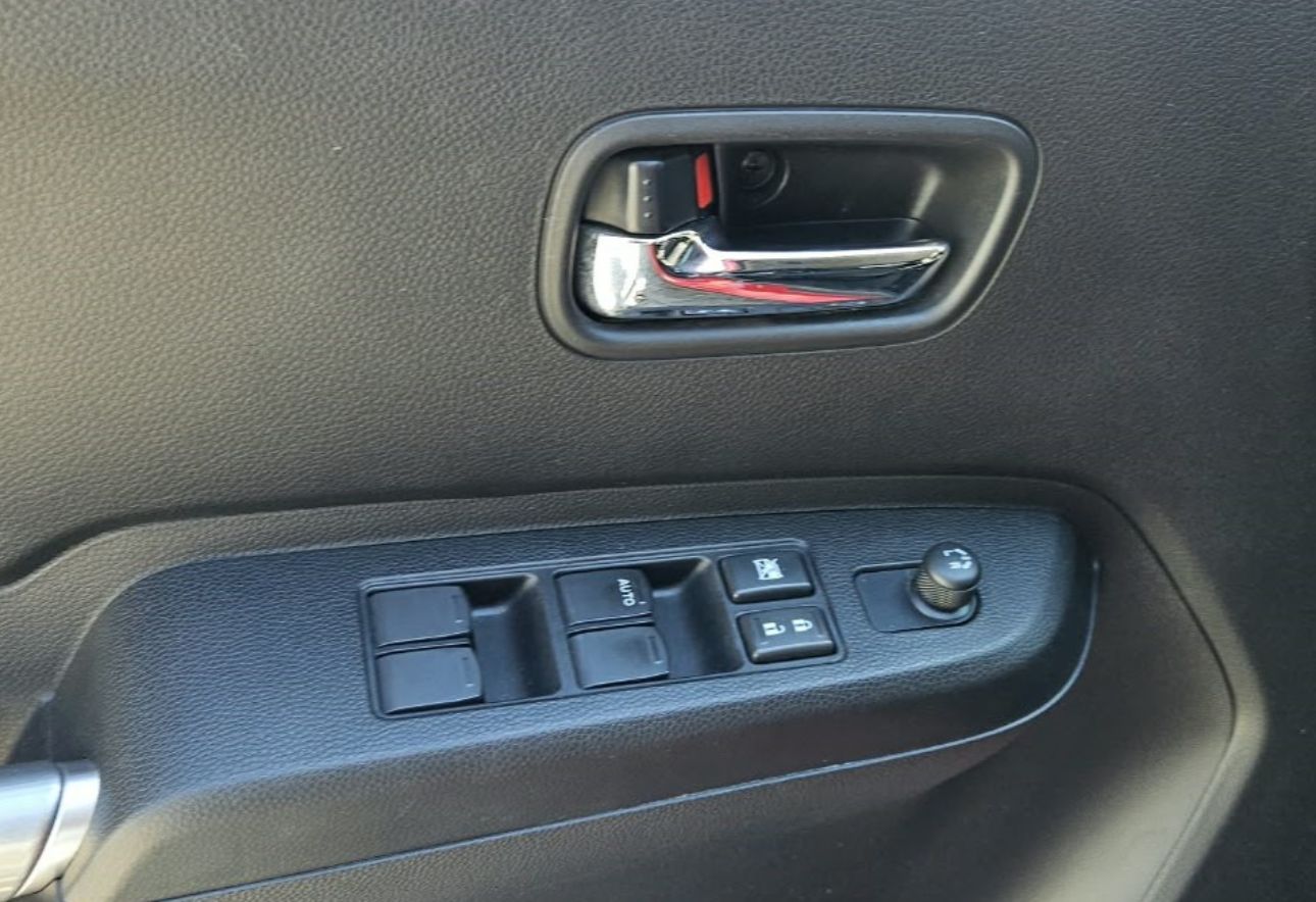 Suzuki Ignis HYBRID TOP 1200 cc
