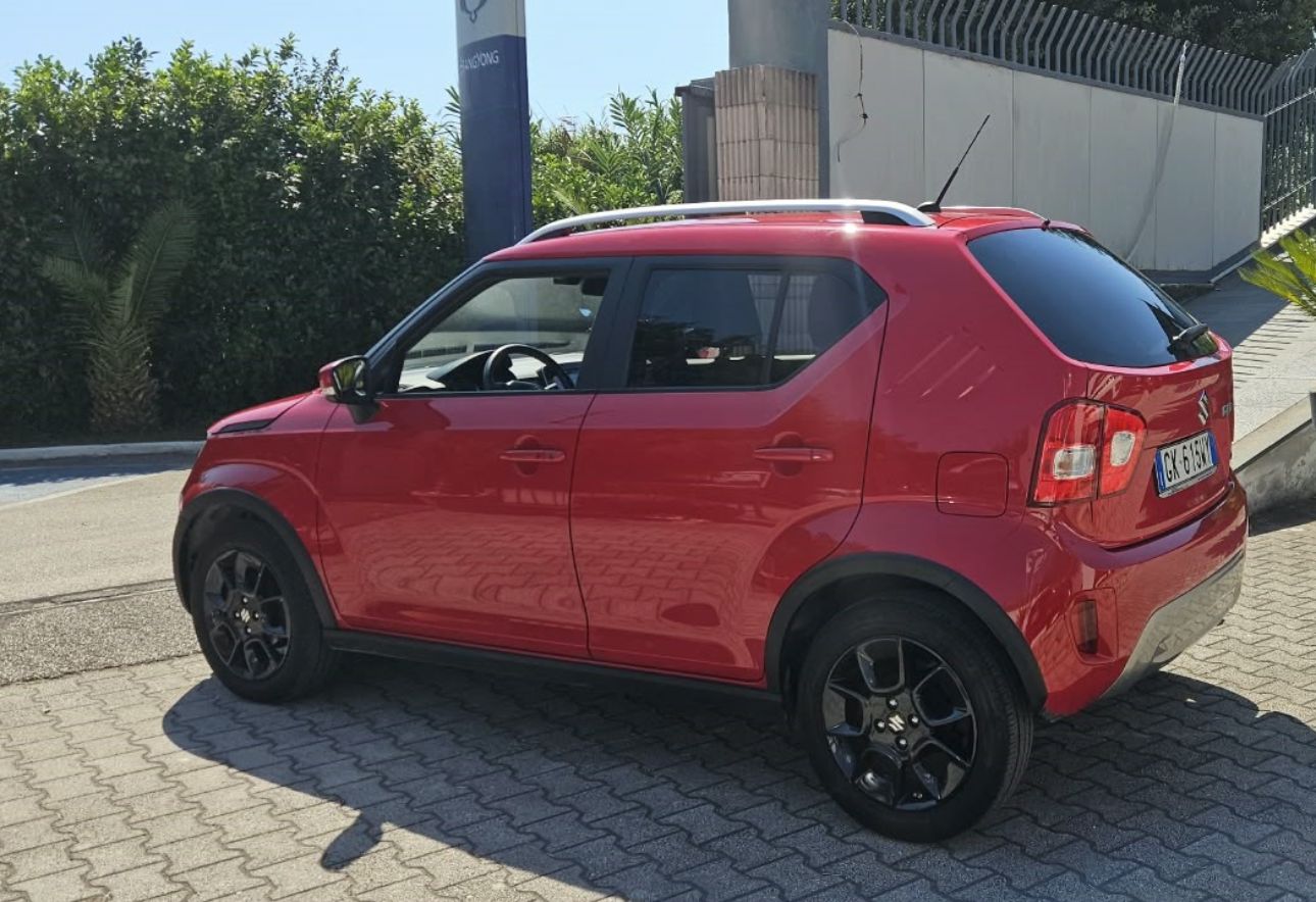 Suzuki Ignis HYBRID TOP 1200 cc