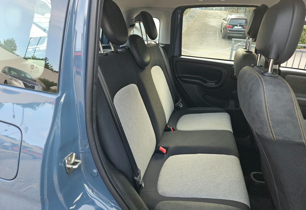 FIAT PANDA Cross FireFly Hybrid 1000 cc