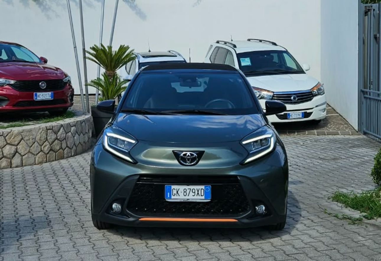 Toyota AYGO X LIMITED - AIR S-CVT