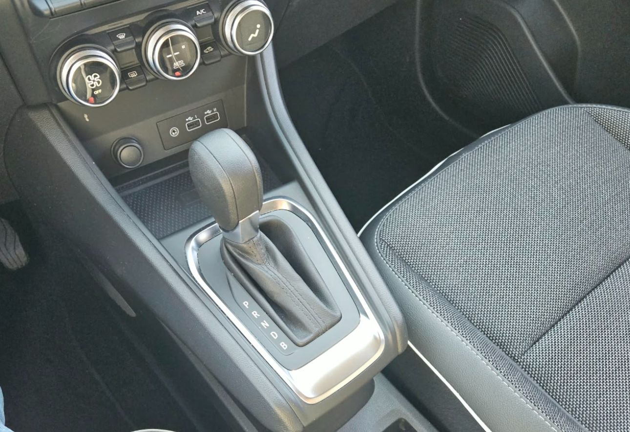 Renault CAPTUR Renault Captur E-Tech techno 1600 cc