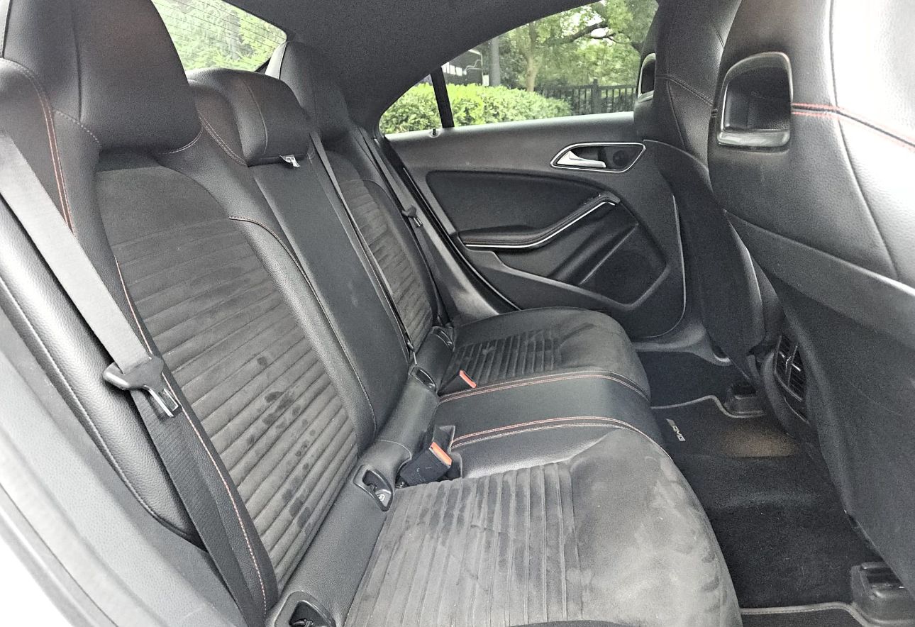 Mercedes CLA 200 d Premium 2200 cc