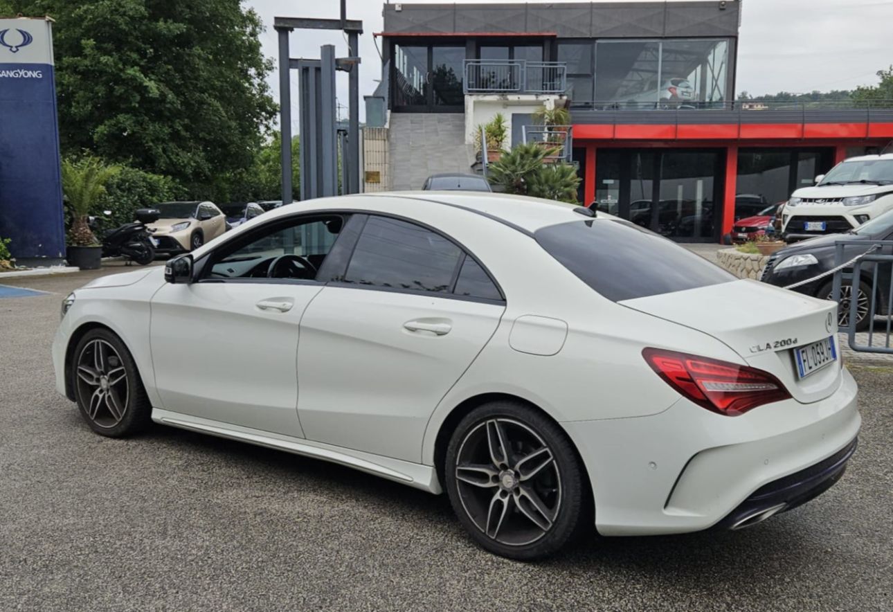Mercedes CLA 200 d Premium 2200 cc