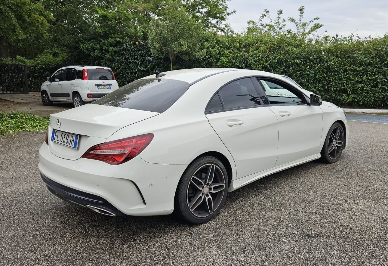 Mercedes CLA 200 d Premium 2200 cc