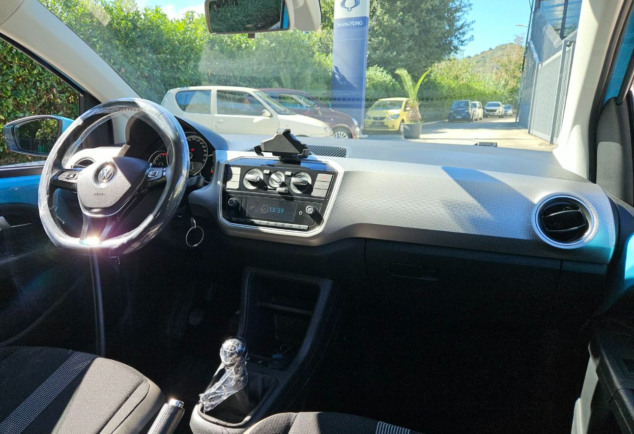 Volkswagen UP MOVE UP 1000 cc
